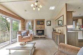 Host Stay Yolo Lodge