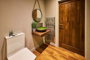 Host Stay Forest Green Lodge