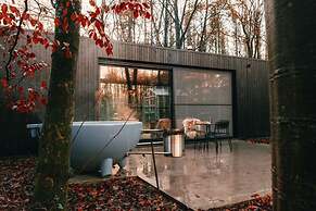 Cabin in the Woods With hot tub