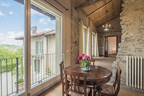 Casa Renato Apartments With Pool, Monforte D' Alba