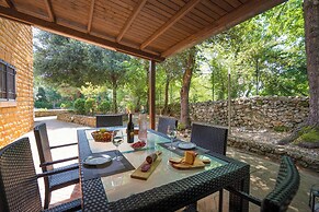 Santa Colomba House Nature And Pool