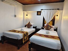 Bouakham Chanthasack Guesthouse