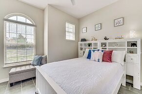 Relax, Play, Swim: Luxe Haines City Home w/ Lanai!