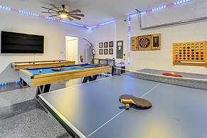 Relax, Play, Swim: Luxe Haines City Home w/ Lanai!