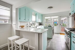 Waterfront Views: Historic Marblehead Home