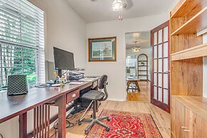 Charming Fairhope Home ~ 2 Mi to North Beach Park!