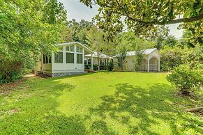 Charming Fairhope Home ~ 2 Mi to North Beach Park!