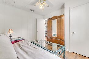 Charming Fairhope Home ~ 2 Mi to North Beach Park!