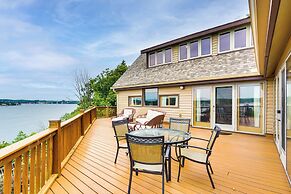 Spacious Osage Beach Home w/ Panoramic Lake Views