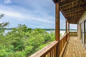 Spacious Osage Beach Home w/ Panoramic Lake Views