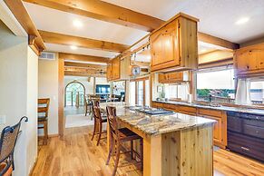 Spacious Osage Beach Home w/ Panoramic Lake Views