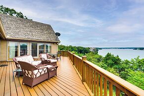 Spacious Osage Beach Home w/ Panoramic Lake Views