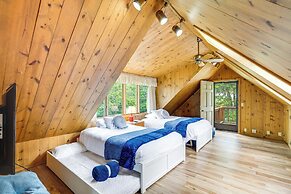 Spacious Osage Beach Home w/ Panoramic Lake Views