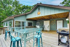 Large Lake of the Ozarks Home: Deck, Dock & Views