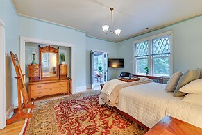 Central Boise Mansion Close to Dtwn, River & Bsu!