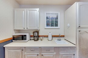 Historic Boise Studio w/ Courtyard, Blocks to Dtwn