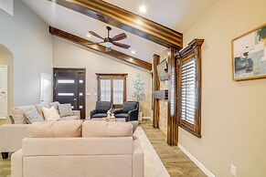 Unique El Paso Home w/ Patio ~ 1 Mi to The Shoppes