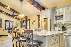 Unique El Paso Home w/ Patio ~ 1 Mi to The Shoppes