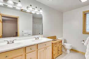 'peeking Pines' A-frame Cabin in Bryce Resort!