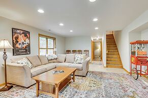 'peeking Pines' A-frame Cabin in Bryce Resort!