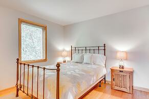 'peeking Pines' A-frame Cabin in Bryce Resort!