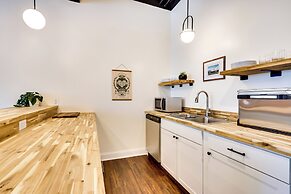 Modern Harrisonburg Home - 2 Mi to Jmu!