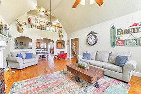 Fire Pit + Sauna: Spacious Lake Texoma Retreat!