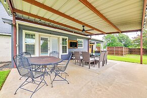 Fire Pit + Sauna: Spacious Lake Texoma Retreat!