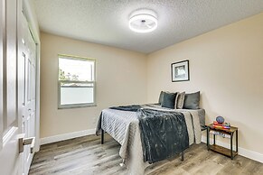 16 Mi to Downtown Tampa: Home w/ Hot Tub!