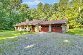 Pet-friendly Lebanon Vacation Rental on 6 Acres!