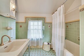 Charming Home: 3 Blocks to Winona State University