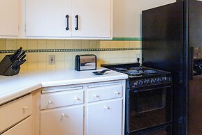 Charming Home: 3 Blocks to Winona State University