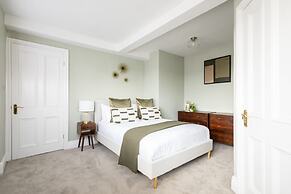 Host Stay Caedmons View