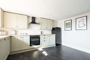 Host Stay Caedmons View