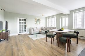 Host Stay Caedmons View