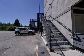 Orofino Dillon 104 2 Bedroom Condo by RedAwning