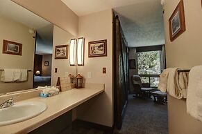 Orofino Dillon 104 2 Bedroom Condo by RedAwning