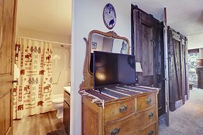 Orofino Dillon 104 2 Bedroom Condo by RedAwning