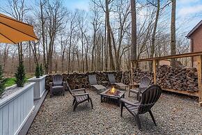 Pocono Scandinavian Cottage 2 Bedroom Cottage by RedAwning