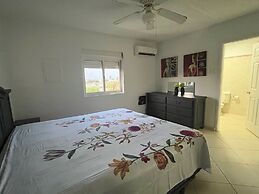 Simpson Bay Sunshine Escape