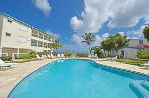 Tropical Paradise Retreat in Simpson Bay