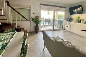 Simpson Bay Sunshine Escape