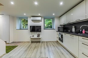 Venus Apartments - Broadway II