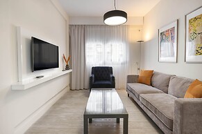 Phaedrus Living Mini Art House Matisse