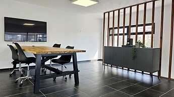 Phaedrus Living Mini Art House Matisse