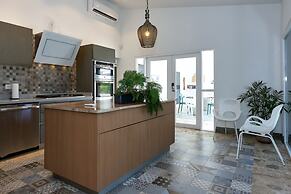 Coralina Villa 7 bed 6 Bath Pool By Marriott-ritz