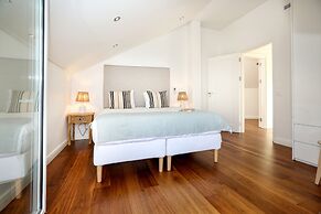 Green Essence Duplex in Faro by Misha s Place