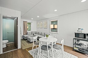 2BR Tiny Farm Home IN Fort Lauderdale