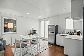 2BR Tiny Farm Home IN Fort Lauderdale