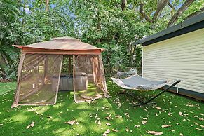 2BR Tiny Farm Home IN Fort Lauderdale